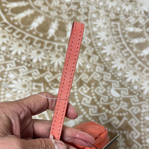 Patricia Nash Embossed Coral Wristlet - Picture 6 of 14